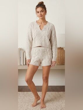Cozy Life Blu Pepper cable Knit Crop Sweater & Shorts Lounge Set Oatmeal Speckle